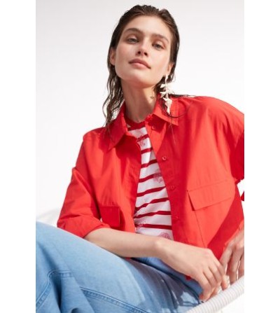 Chaqueta roja Oui portada
