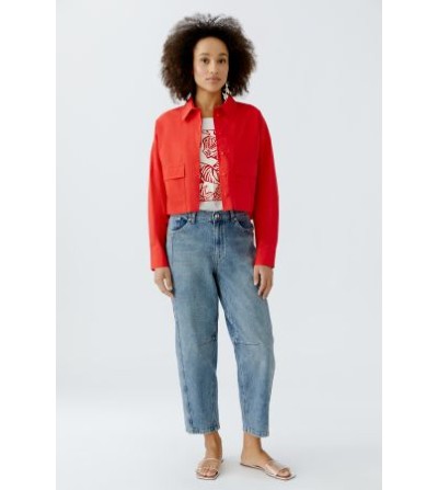 Chaqueta roja Oui portada