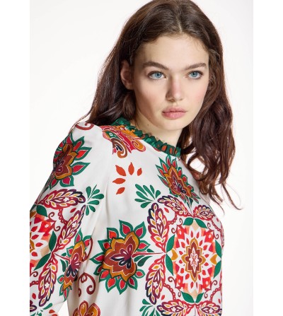 Blusa estampada naranja Alba Conde portada