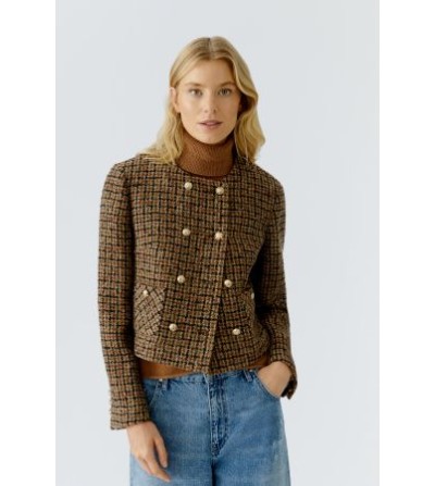 Chaqueta Chanel camel Oui portada