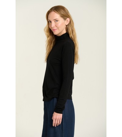 Camiseta cisne negra Sita Murt portada