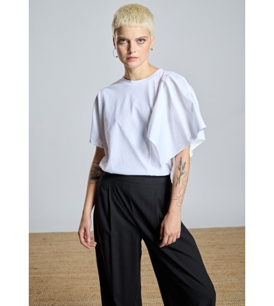 Camiseta volante blanca AC by Alba Conde portada