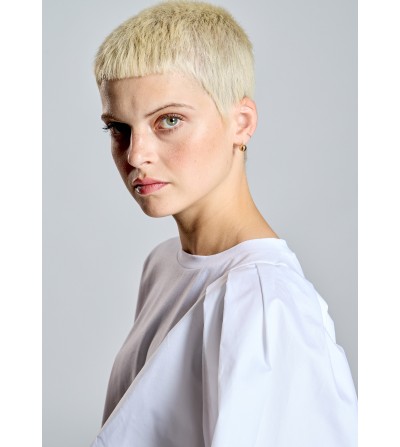 Camiseta volante blanca AC by Alba Conde portada