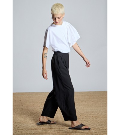 Camiseta volante blanca AC by Alba Conde portada
