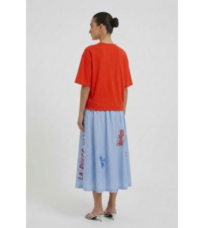 Camiseta BACI roja Oui silueta por delante