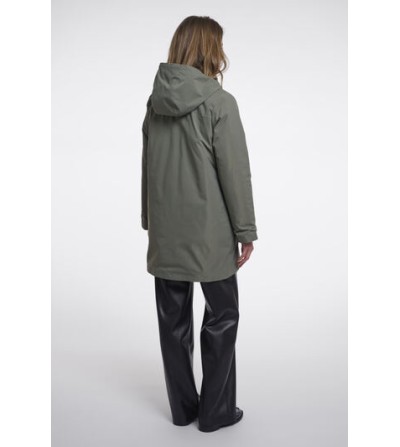 Gabardina verde portada