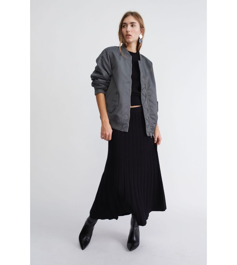 Bomber gris Oui portada